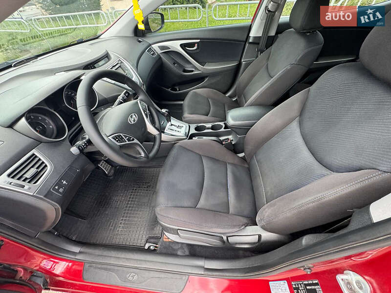 Седан Hyundai Elantra 2011 в Киеве
