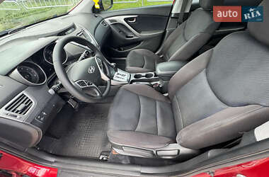 Седан Hyundai Elantra 2011 в 