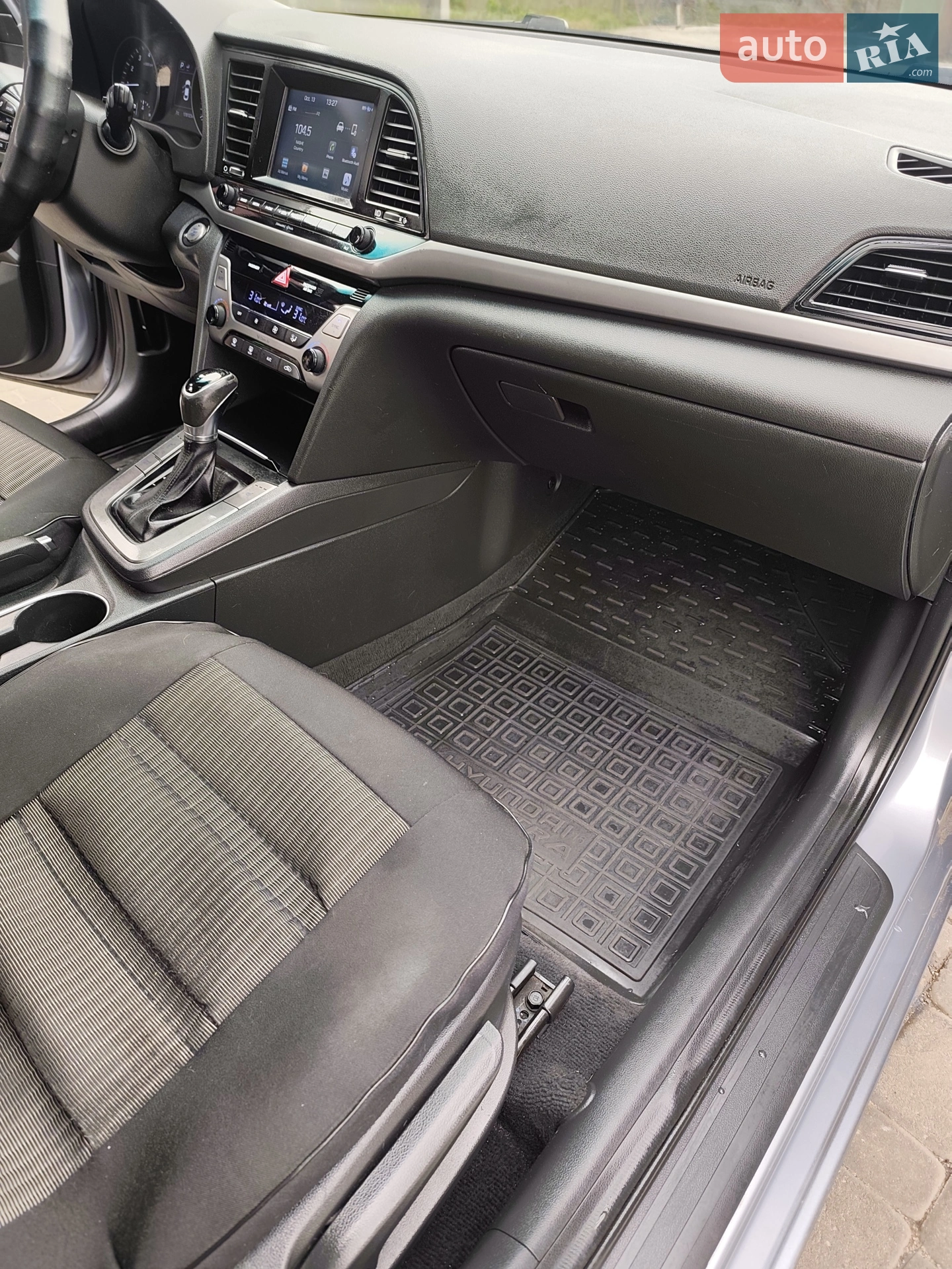 2016 Hyundai Elantra - мініатюра 35