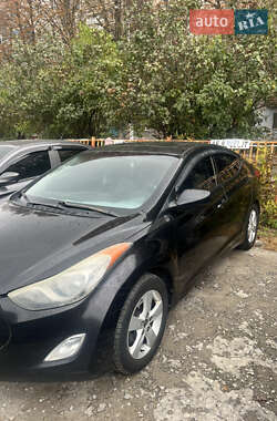 Седан Hyundai Elantra 2013 в Днепре