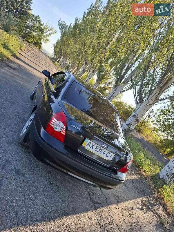 Седан Hyundai Elantra 2010 в Барвенкове