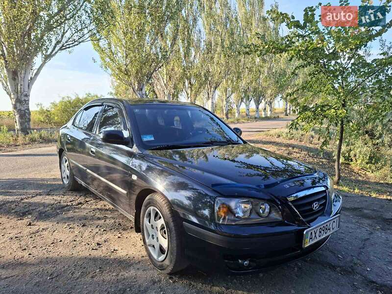 Седан Hyundai Elantra 2010 в 