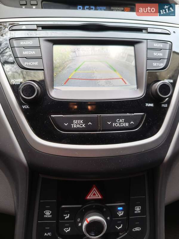 Седан Hyundai Elantra 2014 в Харькове
