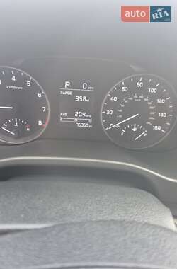 Седан Hyundai Elantra 2017 в 