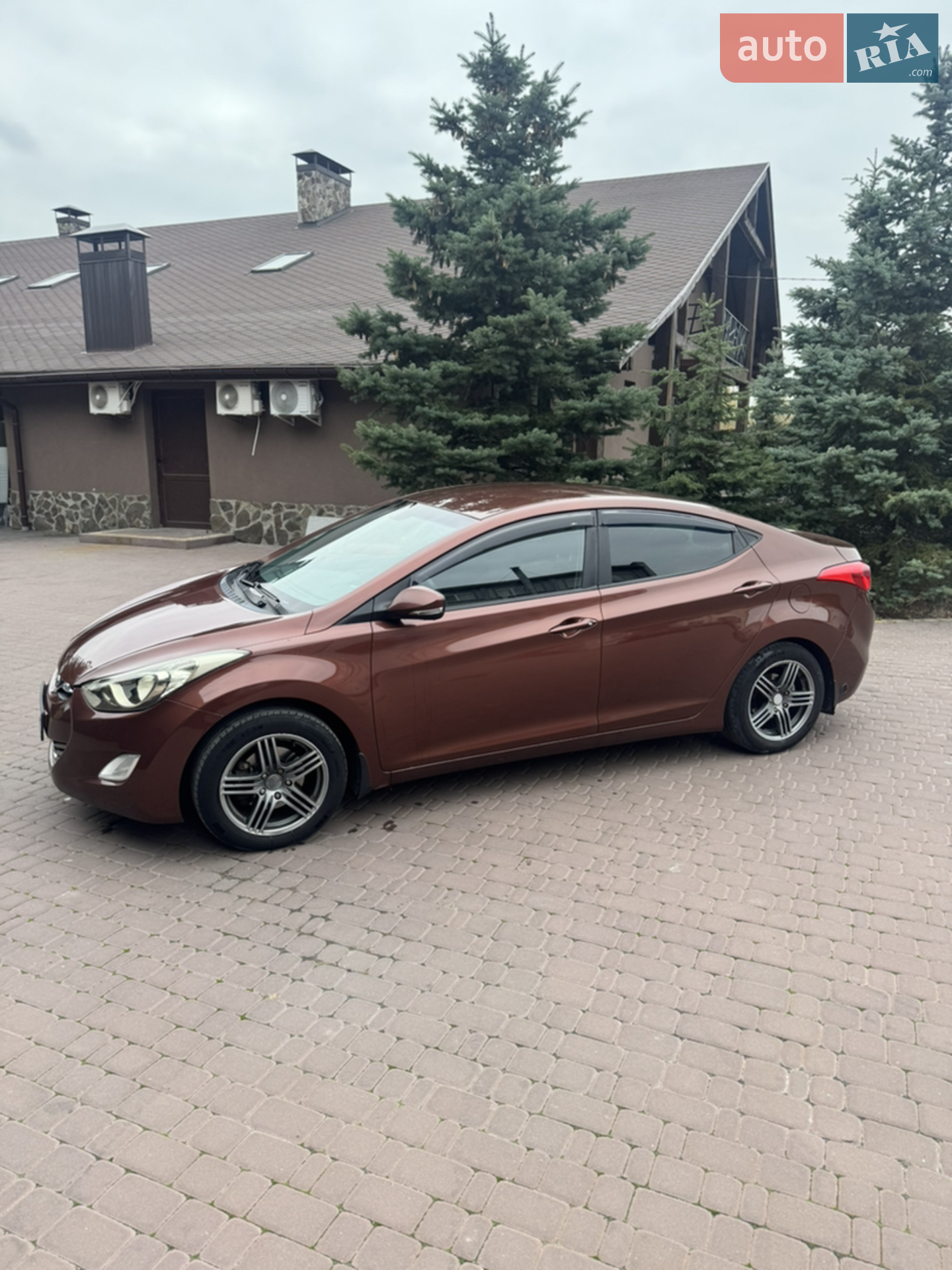2012 Hyundai Elantra - мініатюра 3