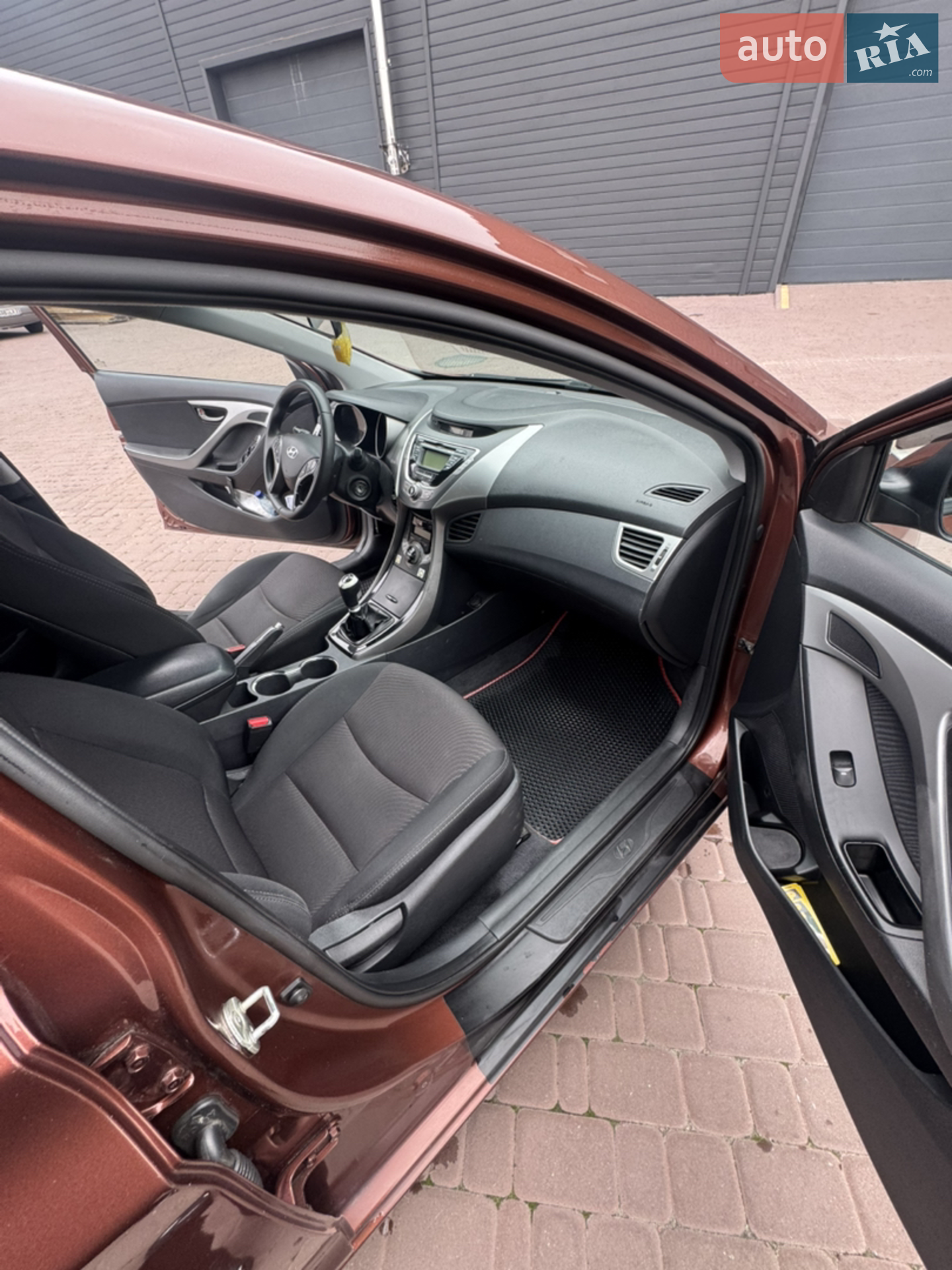 2012 Hyundai Elantra - мініатюра 13