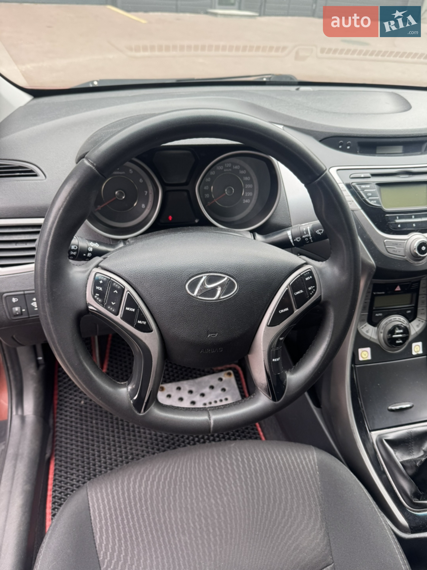 2012 Hyundai Elantra - мініатюра 15