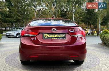 Седан Hyundai Elantra 2013 в 