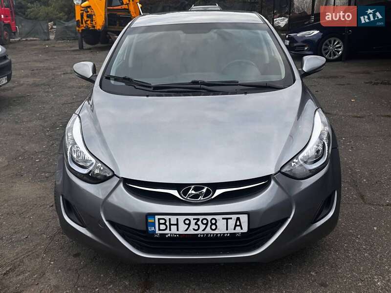 Седан Hyundai Elantra 2011 в Одессе фото 3 Седан Hyundai Elantra 2011 в Одессе