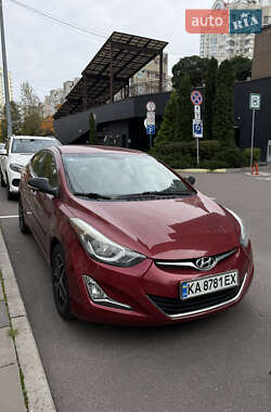 Седан Hyundai Elantra 2014 в Киеве