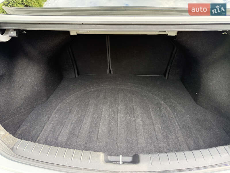 Седан Hyundai Elantra 2018 в Дубно фото 32 Седан Hyundai Elantra 2018 в Дубно