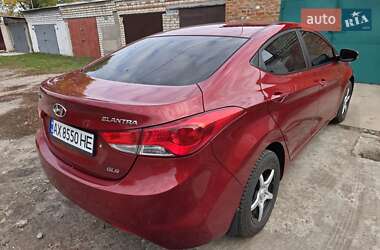 Седан Hyundai Elantra 2011 в 