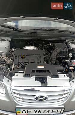 Седан Hyundai Elantra 2010 в 