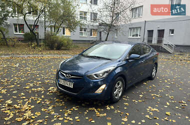 Седан Hyundai Elantra 2015 в 