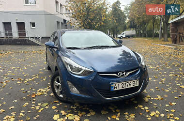 Седан Hyundai Elantra 2015 в Києві
