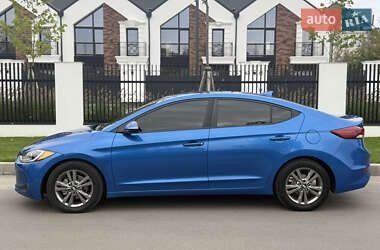 Седан Hyundai Elantra 2016 в 