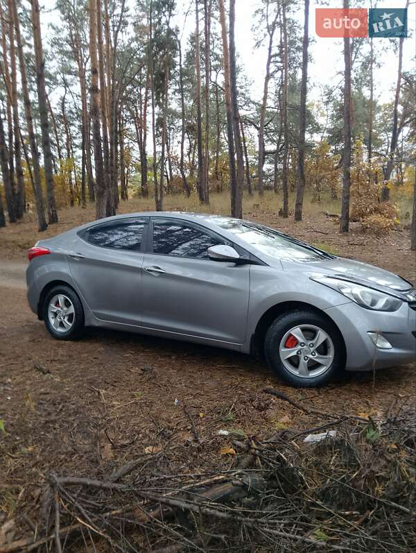 Седан Hyundai Elantra 2012 в Ирпене фото 8 Седан Hyundai Elantra 2012 в Ирпене