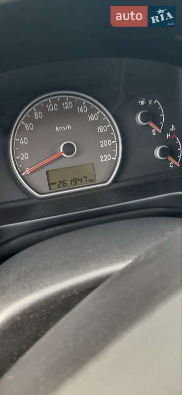 Седан Hyundai Elantra 2008 в Василькове