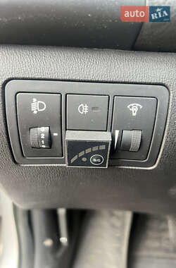 Седан Hyundai Elantra 2011 в 