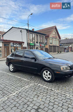 Хэтчбек Hyundai Elantra 2004 в Хусте