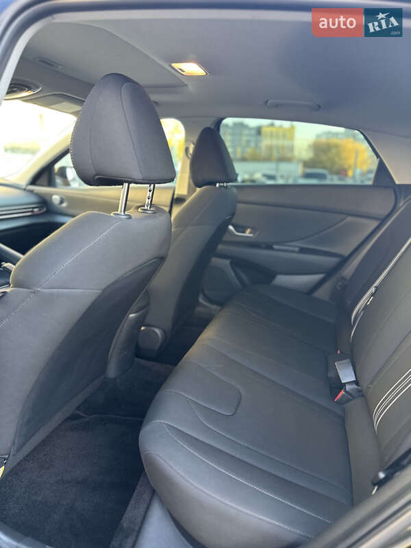 Седан Hyundai Elantra 2023 в Львове фото 56 Седан Hyundai Elantra 2023 в Львове