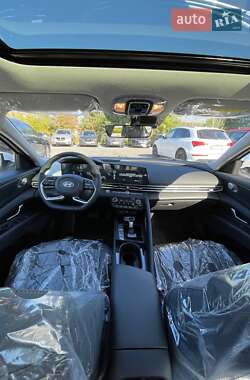 Седан Hyundai Elantra 2025 в 