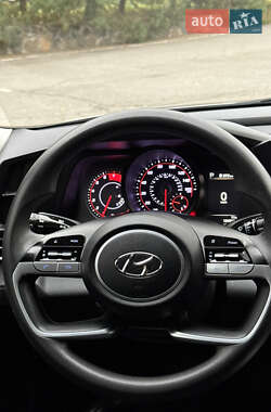 Седан Hyundai Elantra 2021 в 