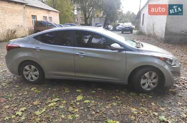 Седан Hyundai Elantra 2015 в 