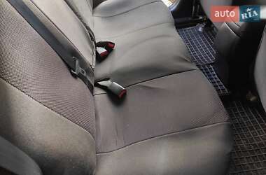 Седан Hyundai Elantra 2015 в 