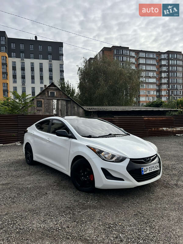 Седан Hyundai Elantra 2015 в Запорожье