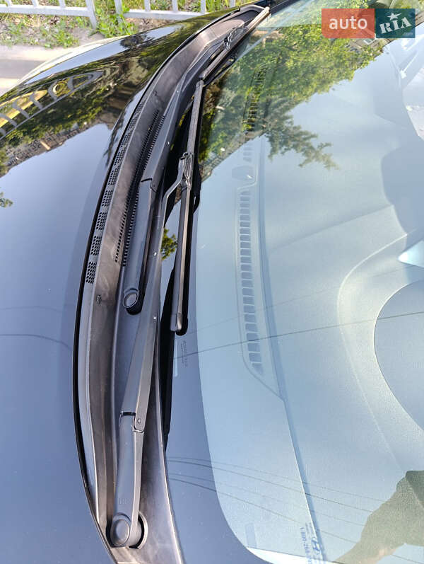 Седан Hyundai Elantra 2014 в Дніпрі
