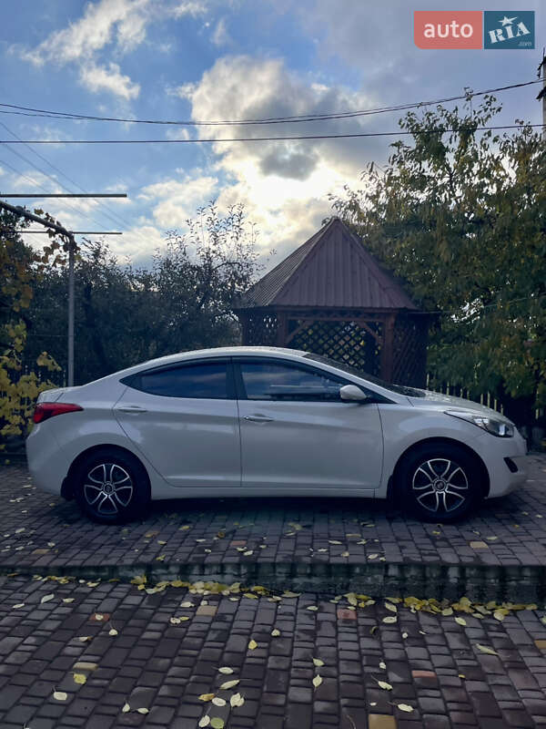 Седан Hyundai Elantra 2013 в Голованевске фото 7 Седан Hyundai Elantra 2013 в Голованевске