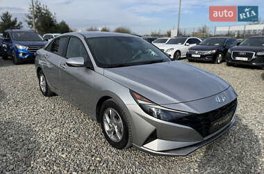 Седан Hyundai Elantra 2020 в 