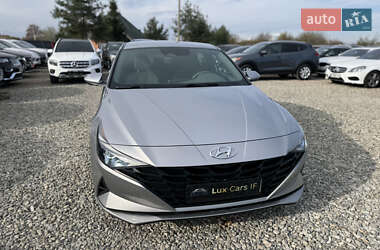 Седан Hyundai Elantra 2020 в 