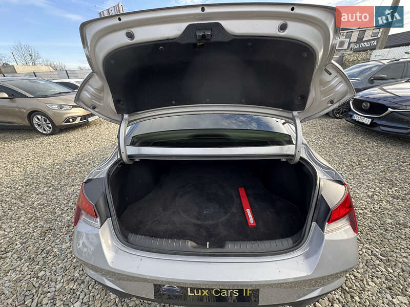 Седан Hyundai Elantra 2020 в Ивано-Франковске фото 25 Седан Hyundai Elantra 2020 в Ивано-Франковске