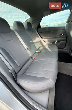 Седан Hyundai Elantra 2020 в 
