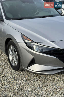 Седан Hyundai Elantra 2020 в 