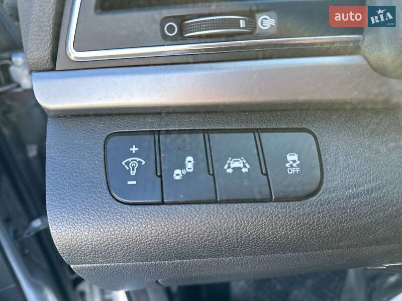 Hyundai Elantra 2016