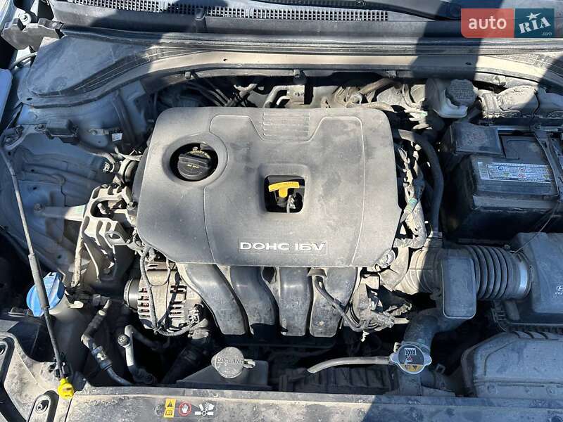 Седан Hyundai Elantra 2016 в Глевахе фото 22 Седан Hyundai Elantra 2016 в Глевахе