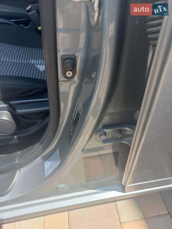 Седан Hyundai Elantra 2010 в Киеве фото 23 Седан Hyundai Elantra 2010 в Киеве