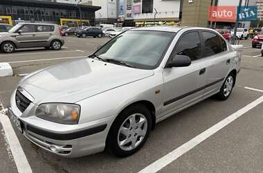Седан Hyundai Elantra 2006 в Киеве