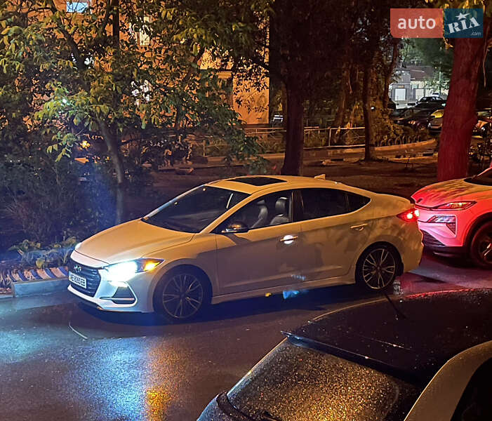 Седан Hyundai Elantra 2017 в Днепре фото 18 Седан Hyundai Elantra 2017 в Днепре