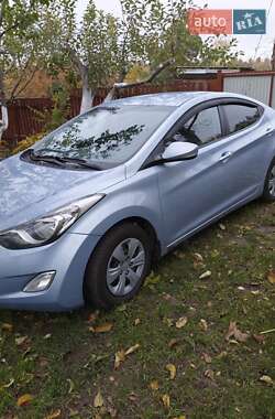 Седан Hyundai Elantra 2011 в Киеве