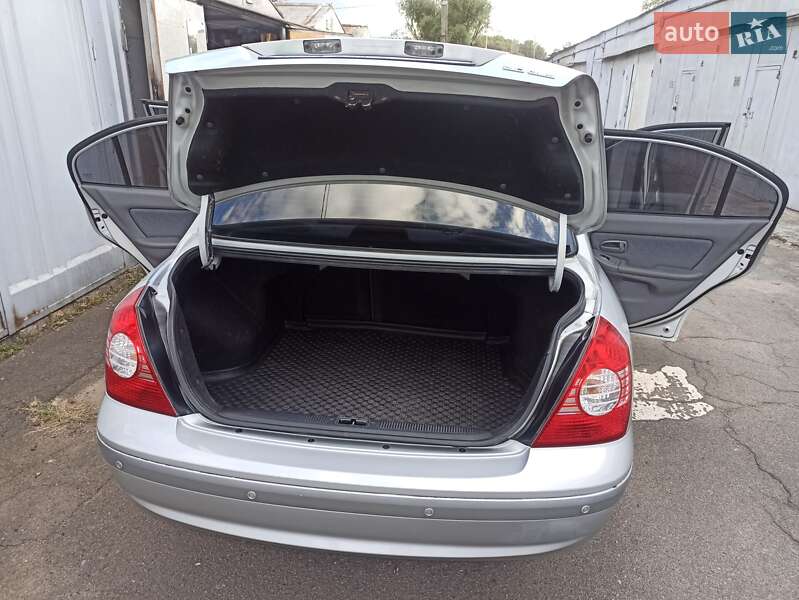 Седан Hyundai Elantra 2005 в Киеве фото 10 Седан Hyundai Elantra 2005 в Киеве