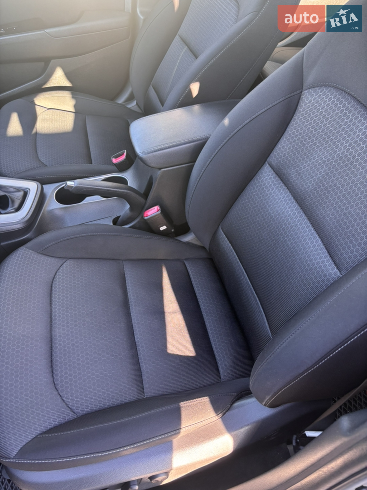 2016 Hyundai Elantra - мініатюра 12
