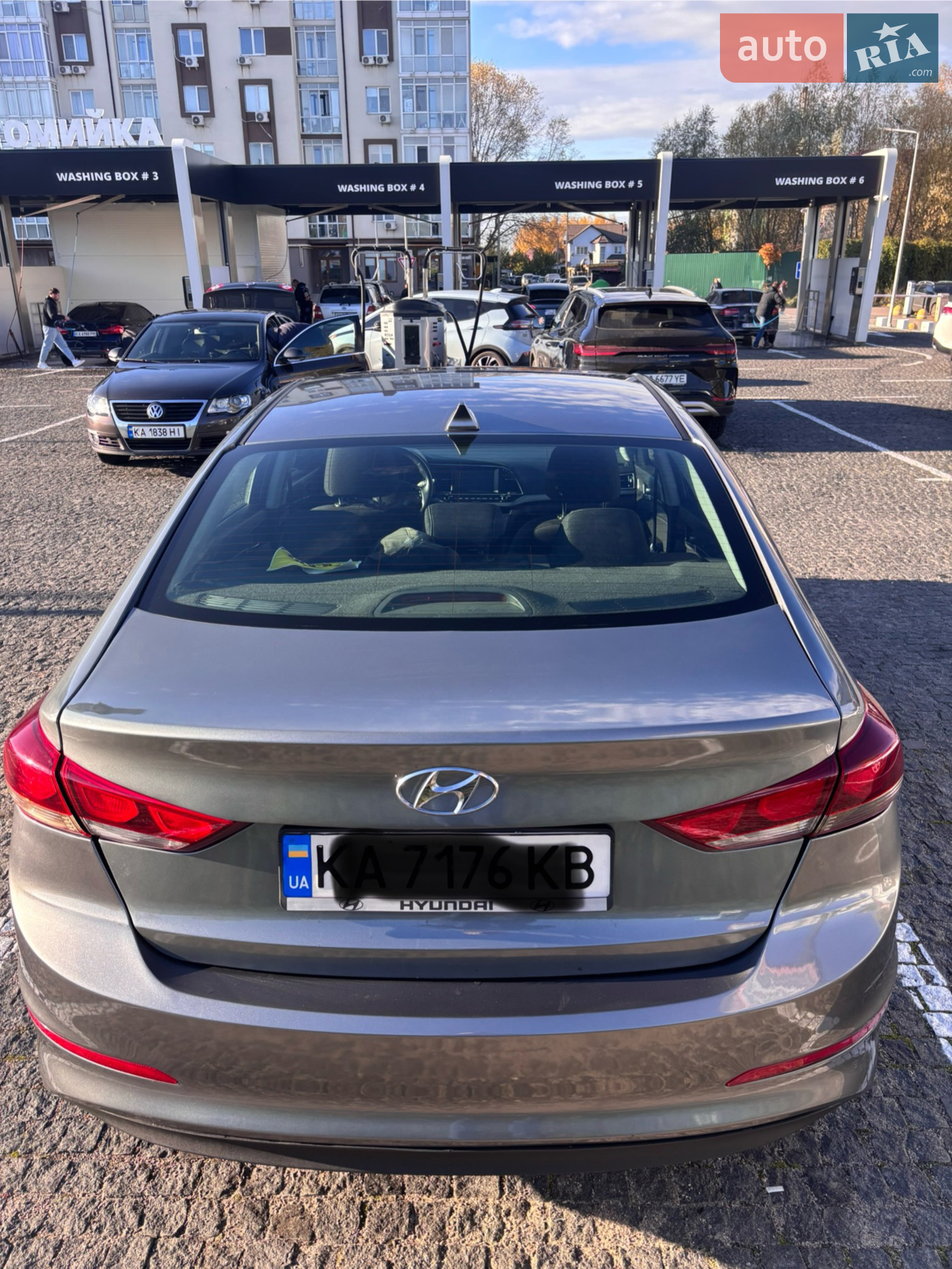 2016 Hyundai Elantra - мініатюра 24
