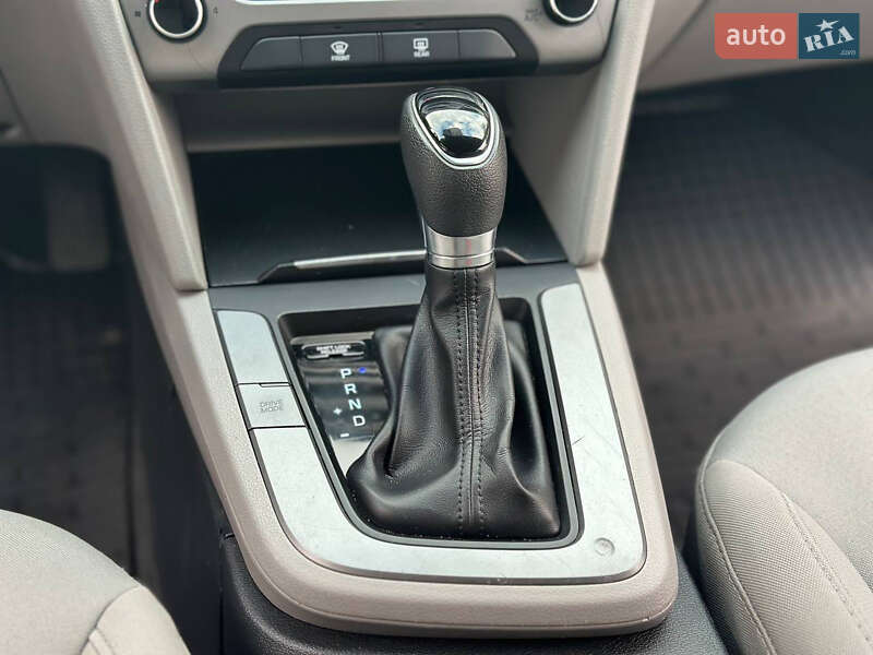 Седан Hyundai Elantra 2017 в Дніпрі фото 17 Седан Hyundai Elantra 2017 в Дніпрі