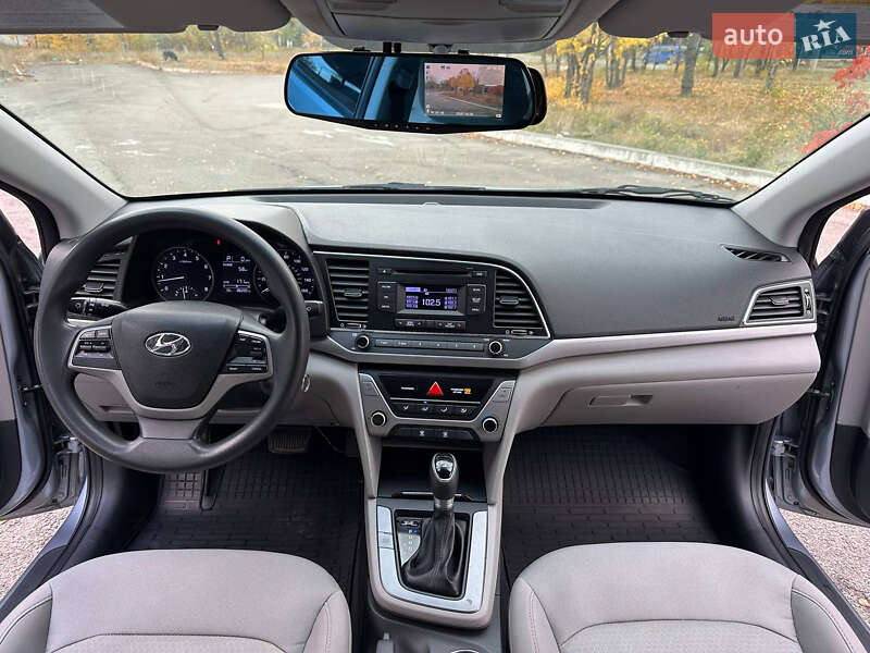 Седан Hyundai Elantra 2017 в Дніпрі фото 24 Седан Hyundai Elantra 2017 в Дніпрі