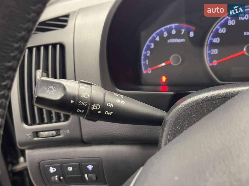 Седан Hyundai Elantra 2010 в Харькове фото 22 Седан Hyundai Elantra 2010 в Харькове