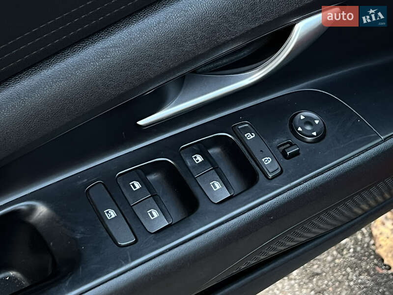 Седан Hyundai Elantra 2021 в Киеве фото 31 Седан Hyundai Elantra 2021 в Киеве